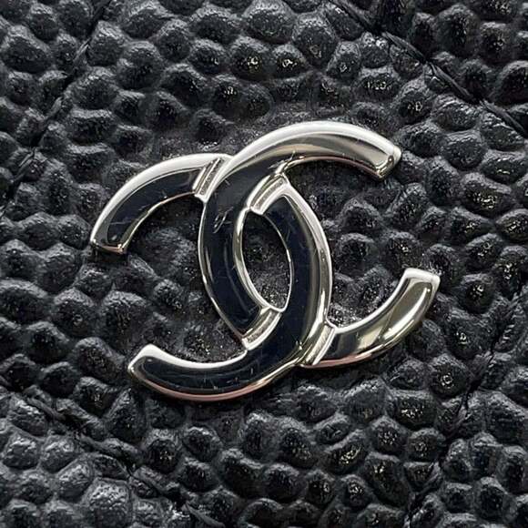 CHANEL Authentic Black Caviar Leather Logo Wallet - Picture 6 of 7